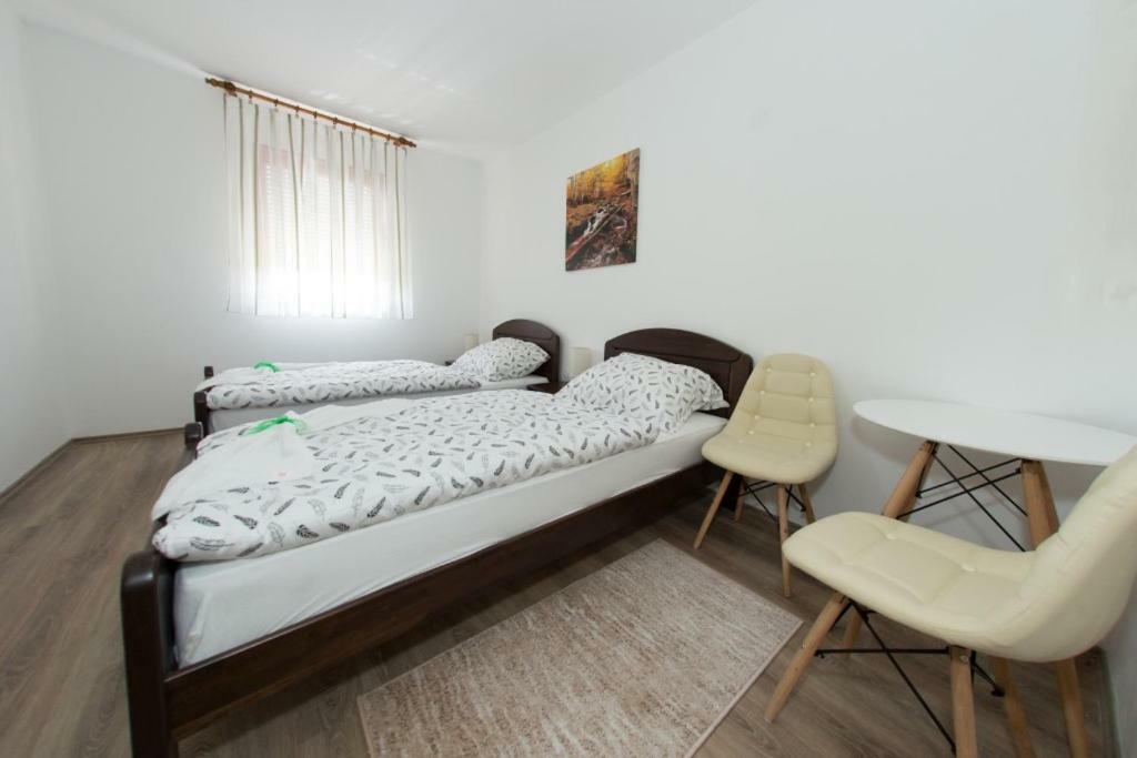 Kuca Za Odmor Marija Villa Vrhovine Exteriör bild